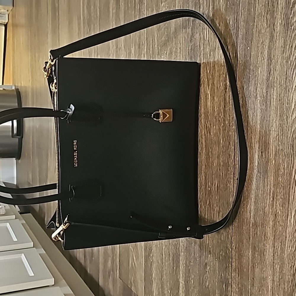 Michael Kors Mercer Large Convertible Leather Tote Bag